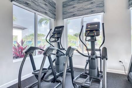 Cute Lakeview 2Br Condo With 2 Clubhouses Kissimmee Dış mekan fotoğraf