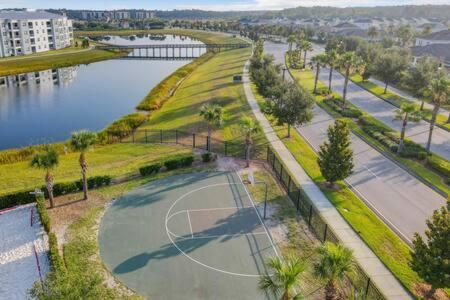 Cute Lakeview 2Br Condo With 2 Clubhouses Kissimmee Dış mekan fotoğraf